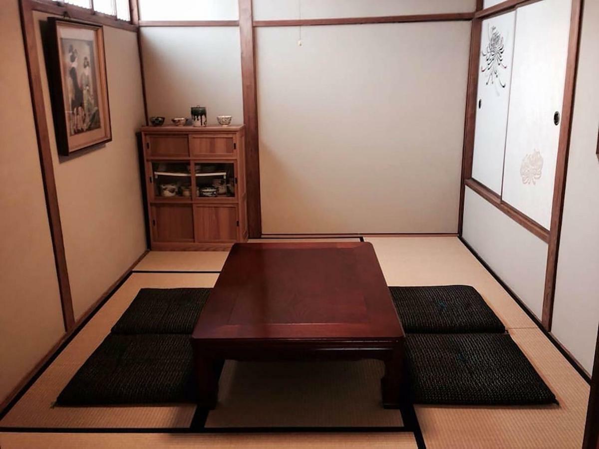 Bar併設の仕掛け満載忍者ハウス!Wi-Fi!天王寺電車で15分!帝塚山四丁目駅3メートル! Hotel Osaca Exterior foto